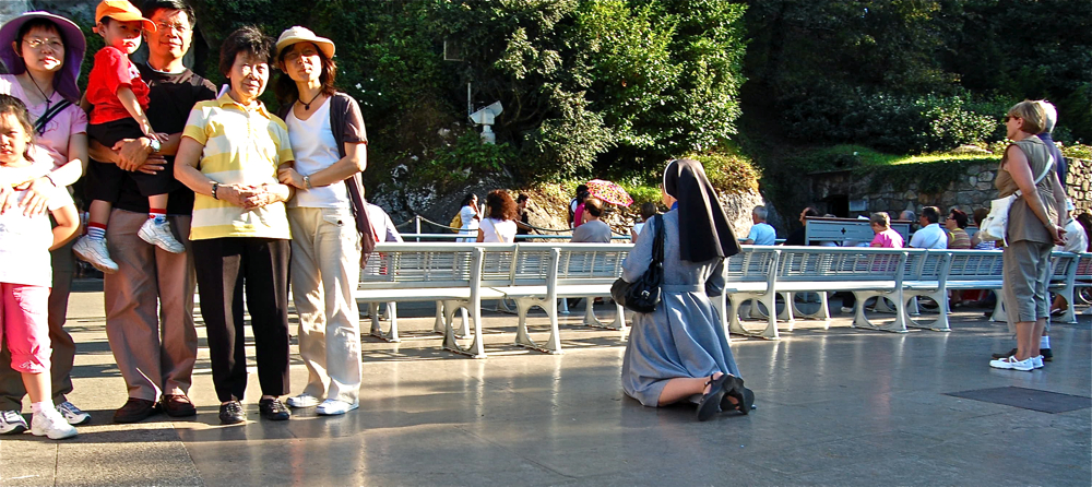 de verschillende soorten bezoekers van Lourdes